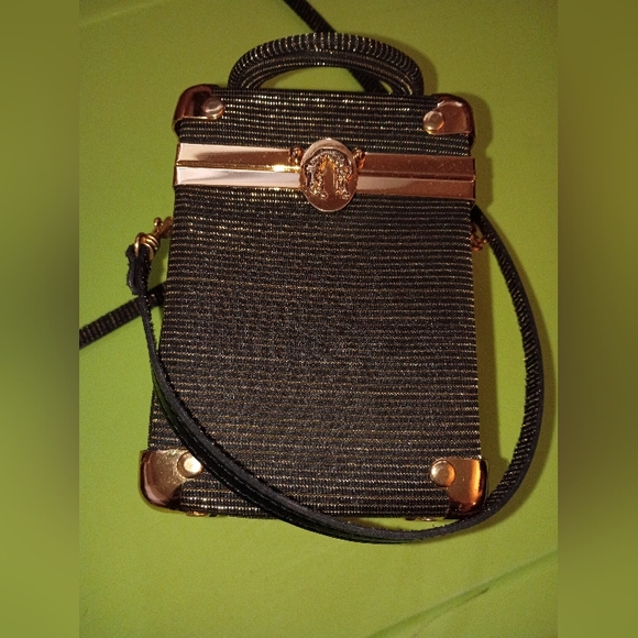 Adorable square clutch purse with shoulder strap. Interesting goldlined fabric - Picture 1 of 16